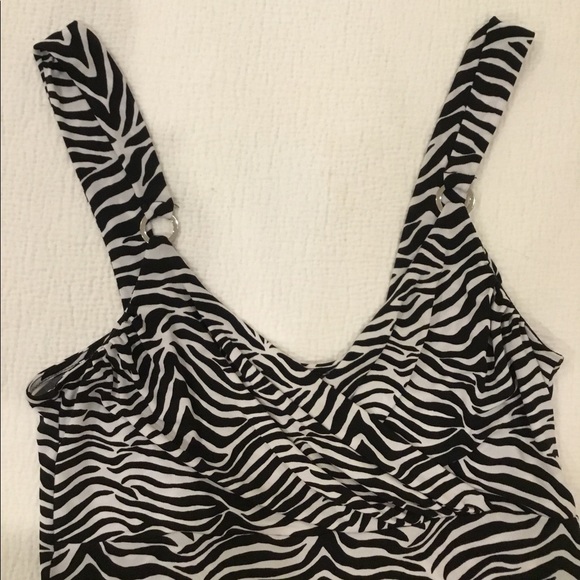 WHBM Black and White Striped Tank - Picture 11 of 14